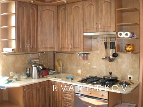 Rent a cozy house in Yalta, in the resor, Yevpatoriya - apartment by the day