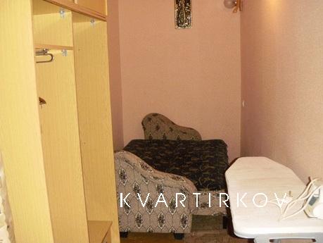 I rent an apartment with renovated, Yevpatoriya - apartment by the day