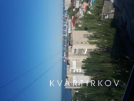 2h.komnatnuyu Rent apartment in the city center to the sea 5