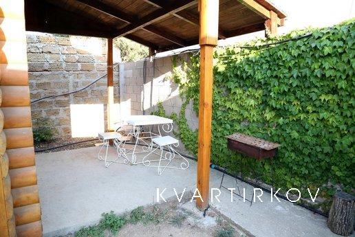 We rent a house in the Crimea, Cape Fiol, Sevastopol - apartment by the day