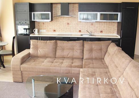 Modern studio apartment in the center., Odessa - apartment by the day