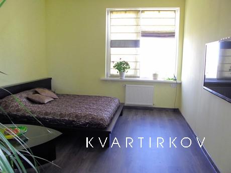 Flat premium in the heart of the city!, Odessa - apartment by the day
