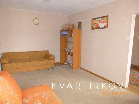 2-х комнатная квартира по ул. Пермякова, Тюмень - квартира посуточно