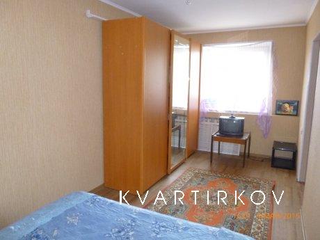 2-х комнатная квартира по ул. Пермякова, Тюмень - квартира посуточно