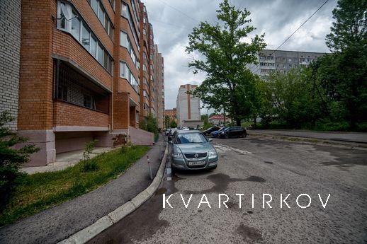 Посуточно улица Ак. Петрова, 16, Смоленск - квартира посуточно