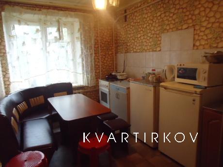 Сдам 2-к квартиру, ул Юръева, 13, Смоленск - квартира посуточно