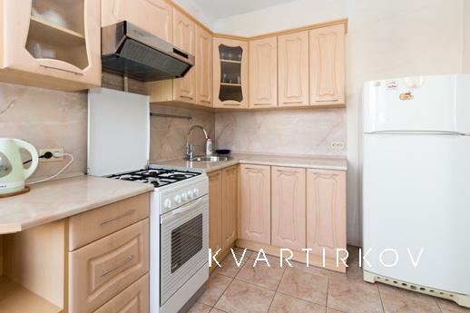 Посуточно Ельнинская 11к1, Москва - квартира посуточно