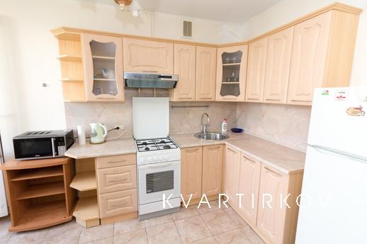 Посуточно Ельнинская 11к1, Москва - квартира посуточно