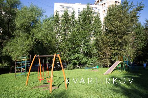 Посуточно Ельнинская 11к1, Москва - квартира посуточно