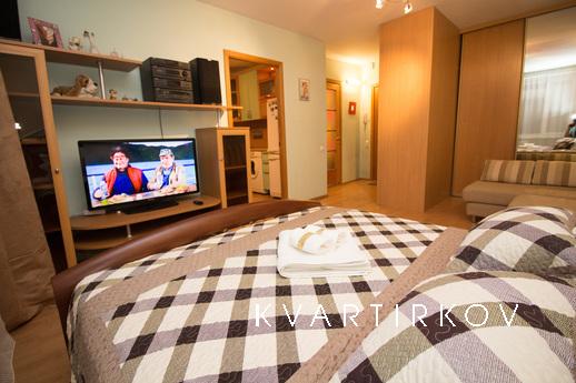 Посуточно Москва, ул. Ельнинская, д.13, Москва - квартира посуточно