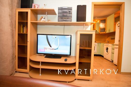 Посуточно Москва, ул. Ельнинская, д.13, Москва - квартира посуточно