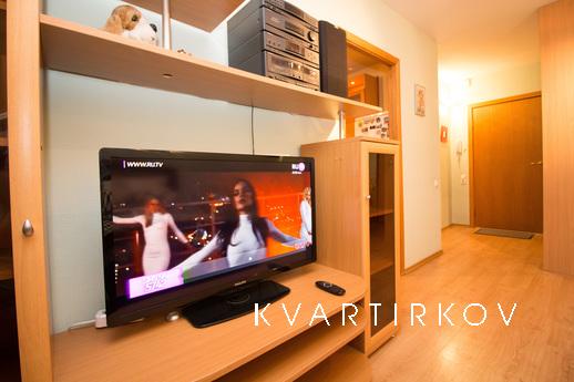 Посуточно Москва, ул. Ельнинская, д.13, Москва - квартира посуточно