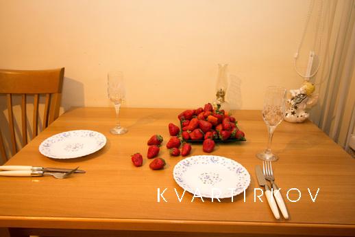 Посуточно Москва, ул. Ельнинская, д.13, Москва - квартира посуточно