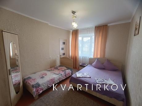 Кімнати в маленькому будинку без господа, Берегово - квартира посуточно