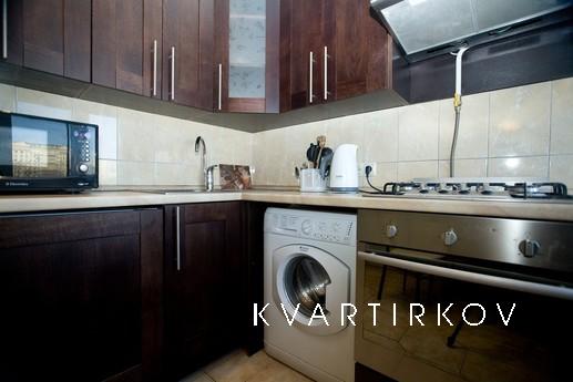 2 bedroom apartment in the Kiev (056), Москва - квартира подобово