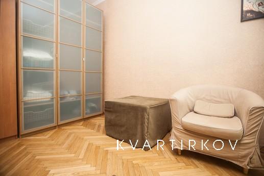 1 комнатная квартира на Маяковской, Москва - квартира посуточно