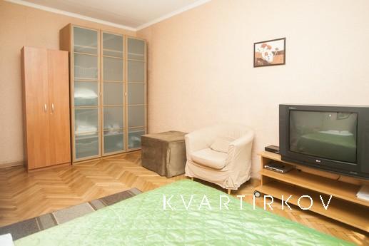 1 комнатная квартира на Маяковской, Москва - квартира посуточно