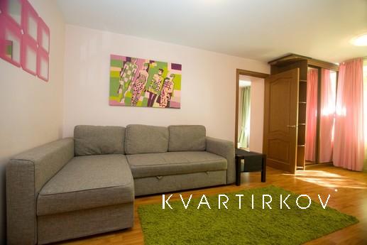 2-комнатная квартира на Белорусской 090, Москва - квартира посуточно