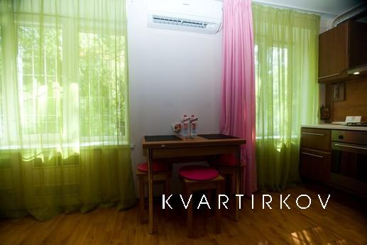 2-комнатная квартира на Белорусской 090, Москва - квартира посуточно