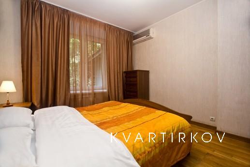 2-комнатная квартира бизнес-класса 145, Москва - квартира посуточно