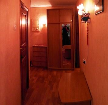 Rent your two-room apartment, Chernomorsk (Illichivsk) - apartment by the day
