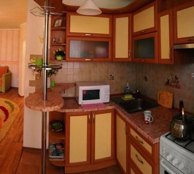 Rent your 1-bedroom apartment, Chernomorsk (Illichivsk) - apartment by the day