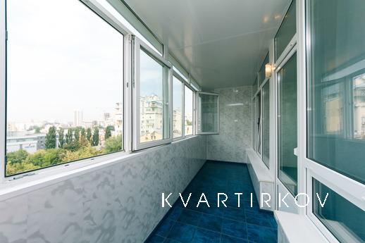 VIP studio near the theater in the cente, Kyiv - apartment by the day