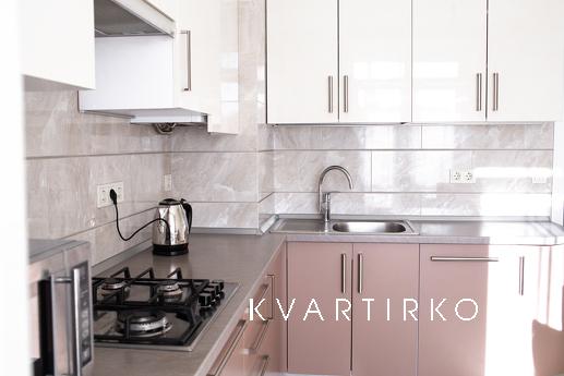 Apartment on Naukova, “Victoria Gardens”, Lviv - apartment by the day