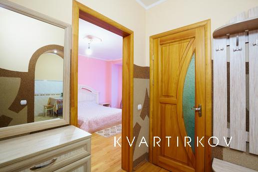 Quiet apartment on Dragana, Lviv - apartment by the day