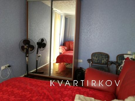 1k apartment in the heart of the Shevchenko 2nd md-on, near 