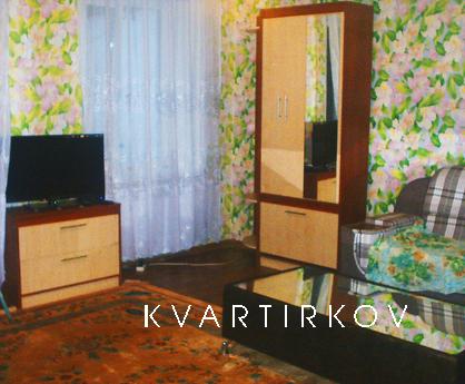 2-к квартира с современным ремонтом, Бердянск - квартира посуточно