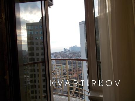 Pearl 17 floor, Odessa - apartment by the day
