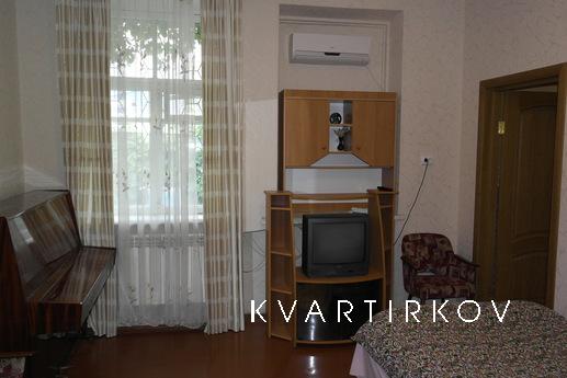 Come and visit us - we are glad !!, Yevpatoriya - apartment by the day