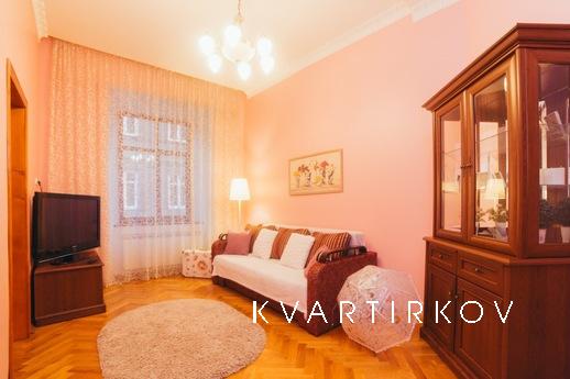 2-кімнатна квартира в самому центрі, Львів - квартира подобово