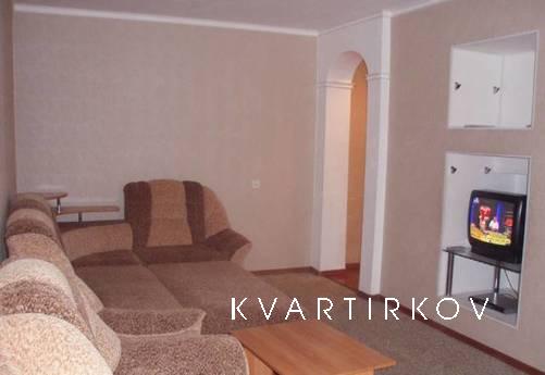 Сдаю посуточно / на сутки и по часам 2-комнатную квартиру, м