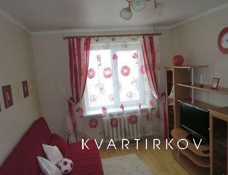 Круглосуточно! Сдаю посуточно / на сутки и по часам 1-комнат