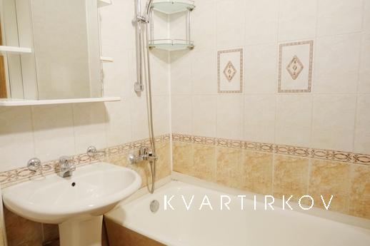 Квартира на сутки метро Тульская, Москва - квартира посуточно