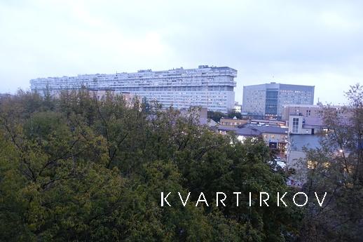 Квартира на сутки метро Тульская, Москва - квартира посуточно