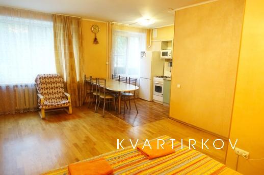 1 комнатная квартира метро Пролетарская, Москва - квартира посуточно