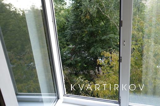 1 комнатная квартира возле метро, Москва - квартира посуточно