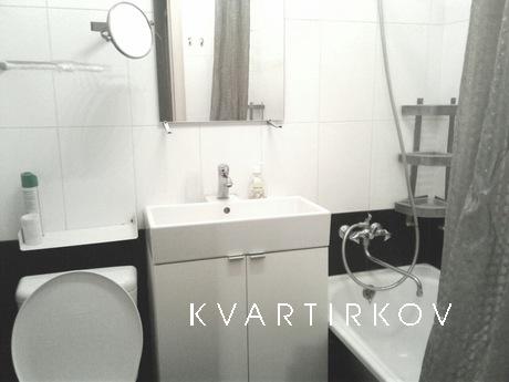 1 bedroom apartment near the metro, Moscow - apartment by the day