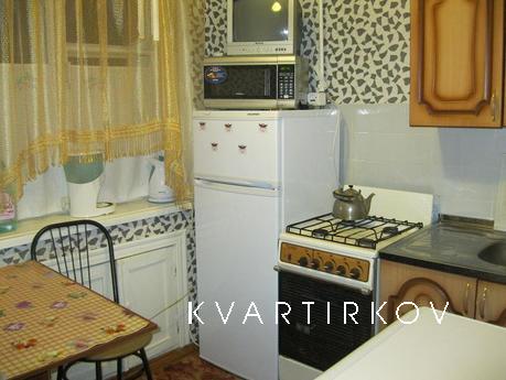 2-комнатная квартира с качественным ремо, Саранск - квартира посуточно