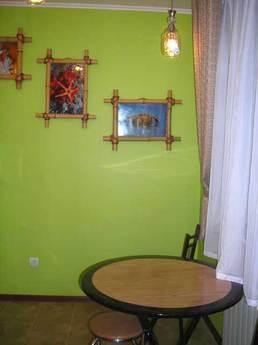 2-storey cottage. Two 1-rooms. numbers, Alushta - apartment by the day