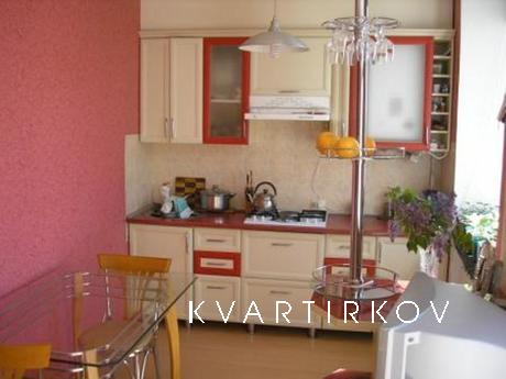 2kkv sea Gagarin Str 29, Yevpatoriya - apartment by the day