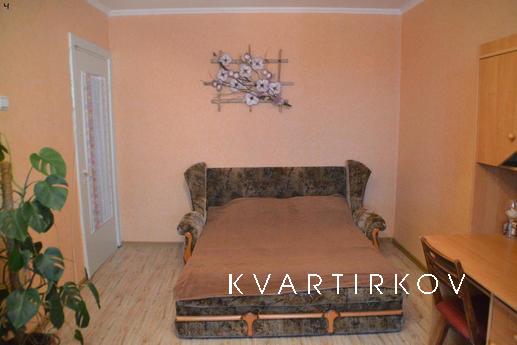 Rent a nice apartment in Alushta on the street. October. 2 r