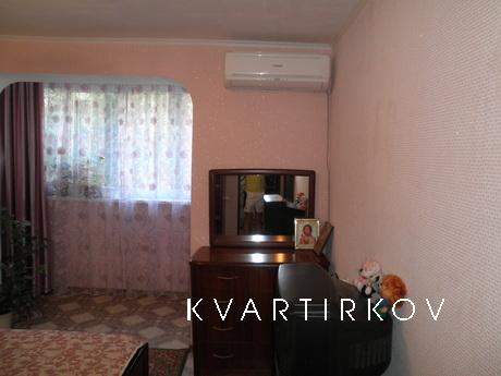 2-bedroom apartment, Alushta - apartment by the day