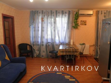 One bedroom on the shore, Alushta - apartment by the day