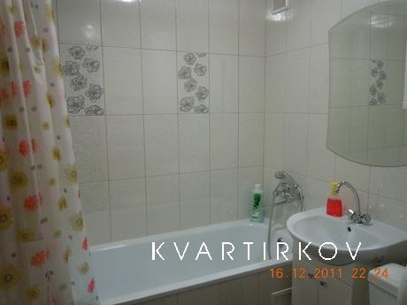 Dame apartment for rent in the center, Kremenchuk - apartment by the day