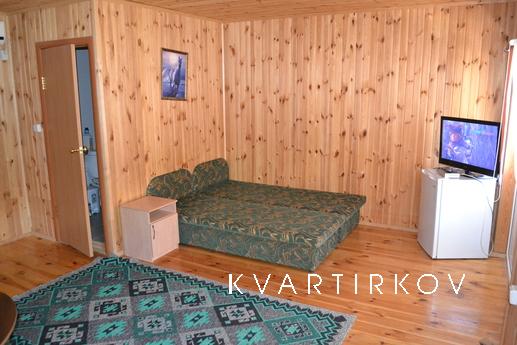 Rooms at 5 minutes from the sea!, Sudak - apartment by the day