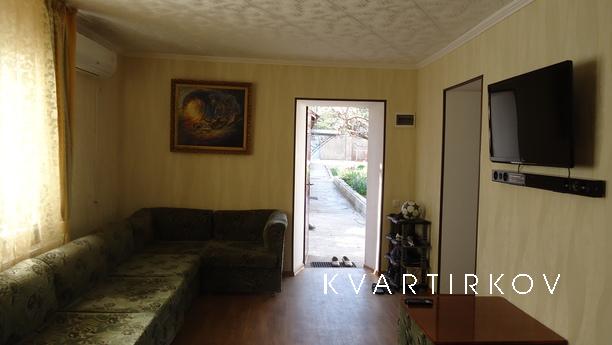 looking for a comfortable house, Saky - apartment by the day